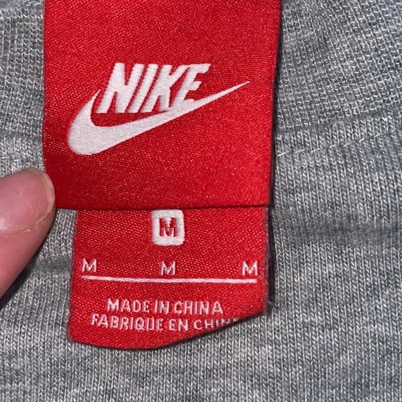 NIKE | Light Grey Long Sleeve Round Neck Sweater - Picture 5 of 7